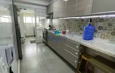 Imagem: O apartamento possui 2 Dormitórios, 2 Banheiros, 2 Vagas na