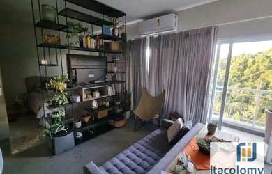 Imagem: O studio possui 1 Dormitório, 2 Banheiros, 1 Vaga na garagem