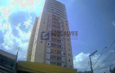 Imagem: O apartamento possui 2 Dormitórios, 1 Banheiro, 2 Vagas na