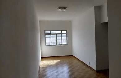 Imagem: O apartamento possui 2 Dormitórios, 1 Banheiro, 81m² de Área