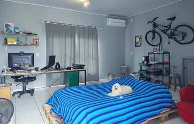 Imagem: A casa possui 3 Dormitórios, 1 Banheiro, 69m² de Área e