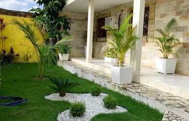 Imagem: A casa possui 5 Dormitórios, 3 Banheiros, 2 Vagas na garagem