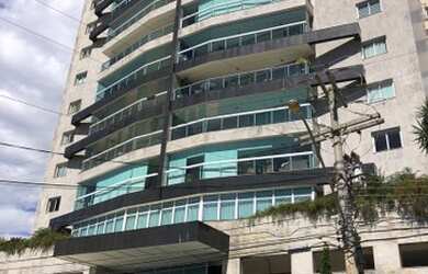 Imagem: O apartamento possui 4 Dormitórios, 4 Banheiros, 4 Vagas na