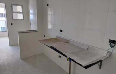 Imagem 15: APARTAMENTO A 20 M DO MAR 2 QUARTOS COM SUITE E VISTA LATERAL PARA O MAR...