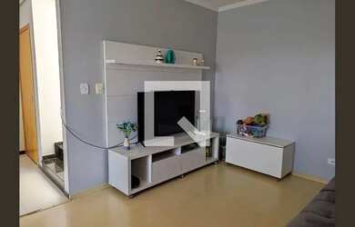 Imagem: A casa possui 3 Dormitórios, 5 Banheiros, 3 Vagas na garagem