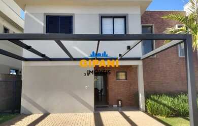 Imagem: A casa possui 3 Dormitórios, 3 Banheiros, 2 Vagas na garagem