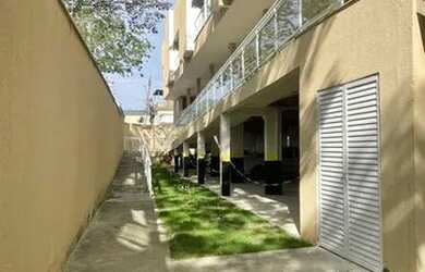 Imagem: A casa em condomínio possui 2 Dormitórios, 3 Banheiros, 1