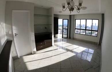 Imagem: O apartamento possui 2 Dormitórios, 2 Banheiros, 1 Vaga na