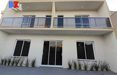 Imagem: O apartamento possui 3 Dormitórios, 1 Banheiro, 1 Vaga na garagem