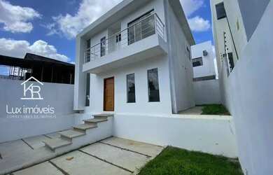 Imagem: A casa à venda possui 3 Dormitórios, 2 Banheiros, 2 Vagas