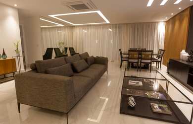 Imagem 8: Casa de condomínio para venda possui 400 metros quadrados com 4 quartos