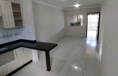 Imagem 4: Casa Santa Felicidade. Churrasqueira, 85m² de Área, 1 Vaga na garageme2...