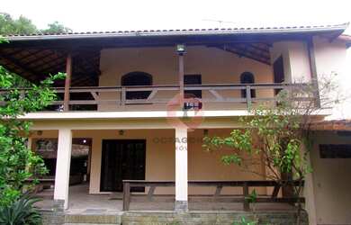 Imagem: A casa em condomínio possui 5 Dormitórios, 2 Banheiros, 4