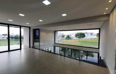 Imagem: A casa em condomínio possui 3 Dormitórios, 5 Banheiros, 2