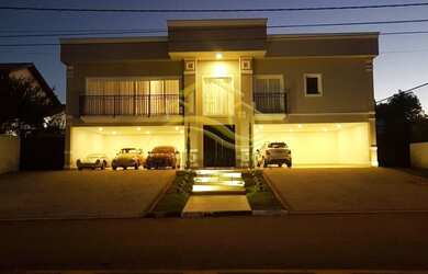 Imagem: A casa em condomínio possui 3 Dormitórios, 5 Banheiros, 5