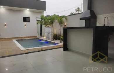 Imagem: A casa em condomínio possui 3 Dormitórios, 5 Banheiros, 4