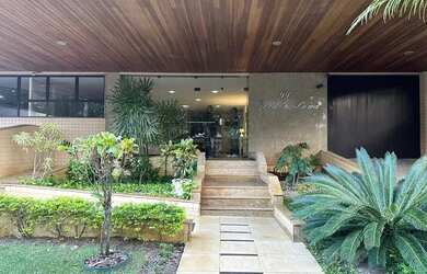 Imagem: O apartamento possui 3 Dormitórios, 2 Banheiros, 2 Vagas na