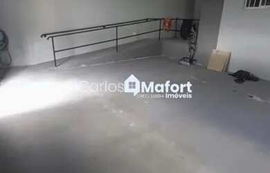 Imagem: A casa possui 3 Dormitórios, 3 Banheiros, 2 Vagas na garagem