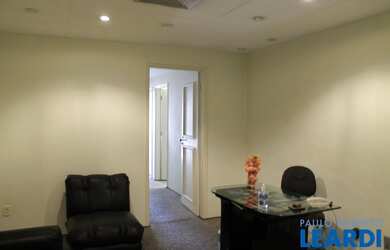 Imagem: O depósito possui 76m² de Área e está localizado em Bela