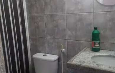 Imagem: O apartamento possui 2 Dormitórios, 2 Banheiros e está localizado