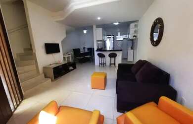 Imagem: A casa possui 3 Dormitórios, 3 Banheiros, 2 Vagas na garagem