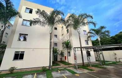 Imagem: O apartamento possui 2 Dormitórios, 1 Banheiro, 1 Vaga na garagem