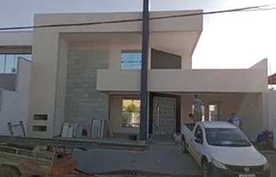 Imagem: A casa em condomínio possui 5 Dormitórios, 5 Banheiros, 4