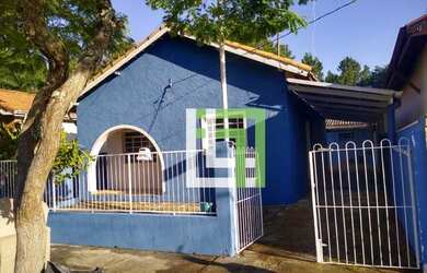 Imagem: A casa possui 2 Dormitórios, 1 Banheiro, 163m² de Área e