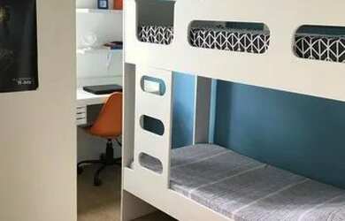 Imagem: O apartamento possui 2 Dormitórios, 1 Banheiro, 1 Vaga na garagem