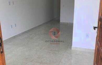 Imagem: A casa possui 2 Dormitórios, 1 Banheiro, 2 Vagas na garagem