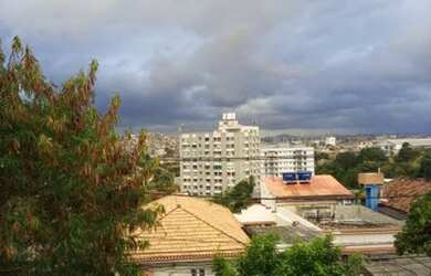 Imagem 6: Apartamento frente, sol da manhã, vista livre