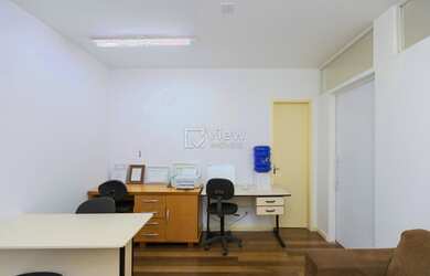 Imagem: O depósito possui 46m² de Área e está localizado em Centro