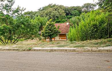 Imagem 3: Atibaia Chacrinha 2 Dormis. Terreno 800m² No Asfalto