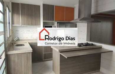 Imagem: A casa em condomínio possui 3 Dormitórios, 2 Banheiros, 2