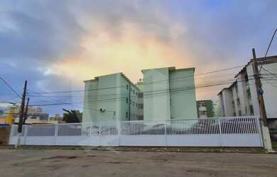 Imagem: O apartamento possui 3 Dormitórios, 1 Banheiro, 1 Vaga na garagem