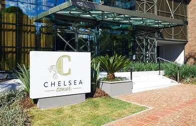 Imagem: O apartamento possui 3 Dormitórios, 2 Banheiros, 2 Vagas na