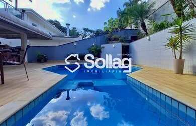 Imagem: A casa em condomínio possui 4 Dormitórios, 5 Banheiros, 4