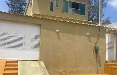 Imagem: A casa em condomínio possui 3 Dormitórios, 3 Banheiros, 3