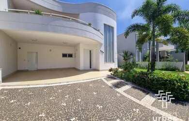 Imagem: A casa em condomínio possui 3 Dormitórios, 5 Banheiros, 4