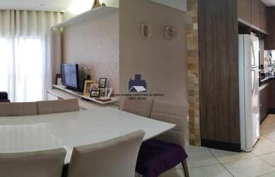 Imagem: O apartamento possui 2 Dormitórios, 1 Banheiro, 1 Vaga na garagem