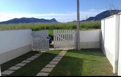 Imagem: A casa possui 1 Dormitório, 1 Banheiro, 1 Vaga na garagem e