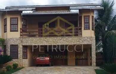 Imagem: A casa em condomínio possui 4 Dormitórios, 5 Banheiros, 5