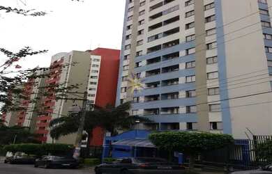 Imagem: O apartamento possui 3 Dormitórios, 1 Banheiro, 1 Vaga na garagem