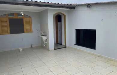 Imagem 6: Aluga-se está casa. Varanda, Área de serviço, 1 Vaga na garageme3 Dormitórios