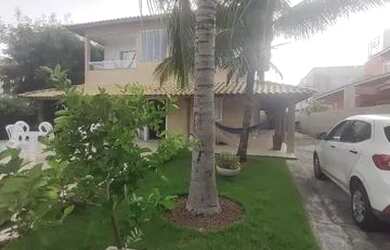 Imagem: A casa em condomínio possui 5 Dormitórios, 4 Banheiros, 5