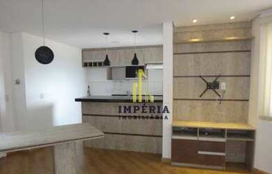 Imagem: O apartamento possui 2 Dormitórios, 1 Banheiro, 1 Vaga na garagem