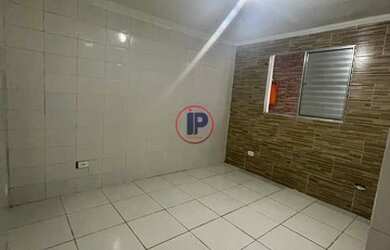 Imagem: A casa possui 1 Dormitório, 1 Banheiro, 4 Vagas na garagem