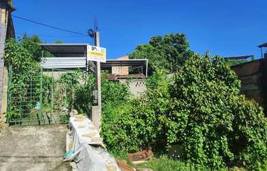 Imagem: A casa possui 3 Dormitórios, 2 Banheiros, 120m² de Área e