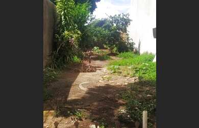 Imagem: O terreno possui 225m² de Área e está localizado em Vila