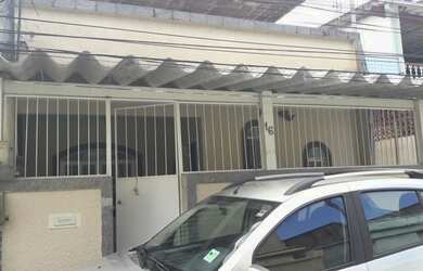 Imagem: A casa possui 3 Dormitórios, 1 Banheiro, 90m² de Área e